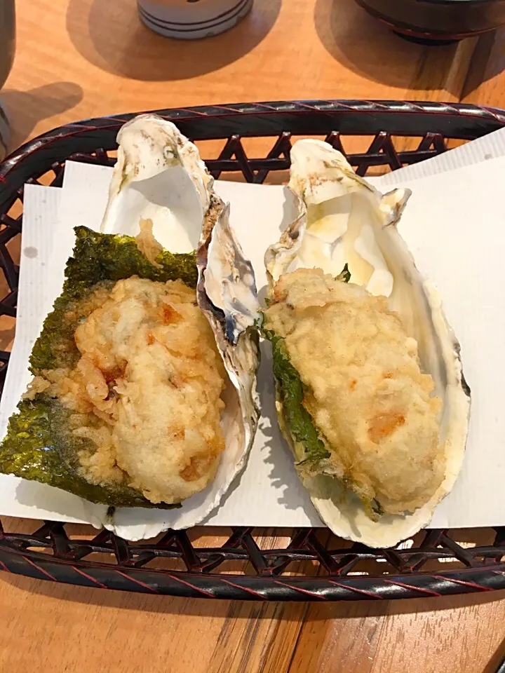 Oyster tempura|sirakorn owadaさん