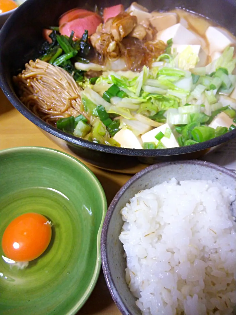 昨日の夕飯～冷蔵庫にあるにある物で鶏すき焼き（*'∀'人）♥*+|さくたえさん