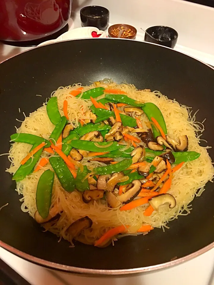 Simple Veggie Stir fry Rice Noodle/ Pancit|🌺IAnneさん