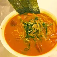 Snapdishの料理写真:シーフード🦐スパイシー味噌ラーメン🍜です❣️|sugimotokazuhitoさん