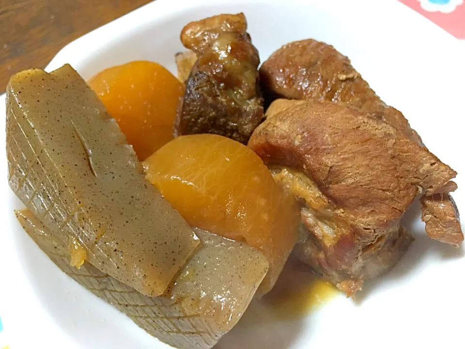 豚ばら肉の煮物|はっちぃさん