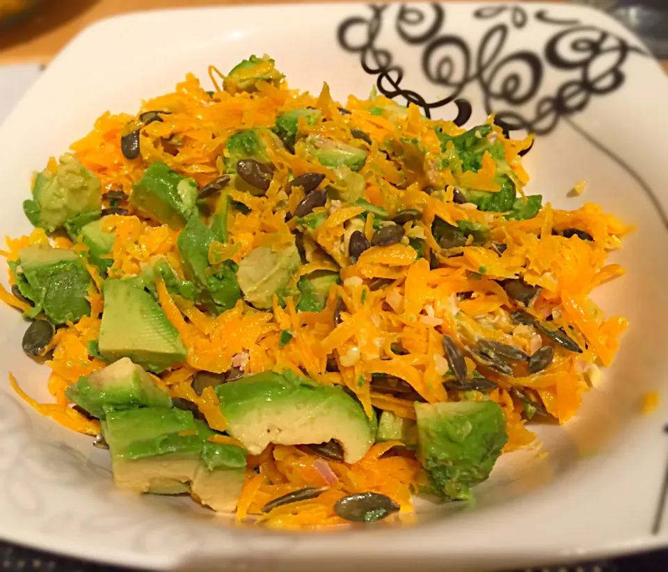 Butternut squash and avocado spicy salad|Gusto Agostiさん