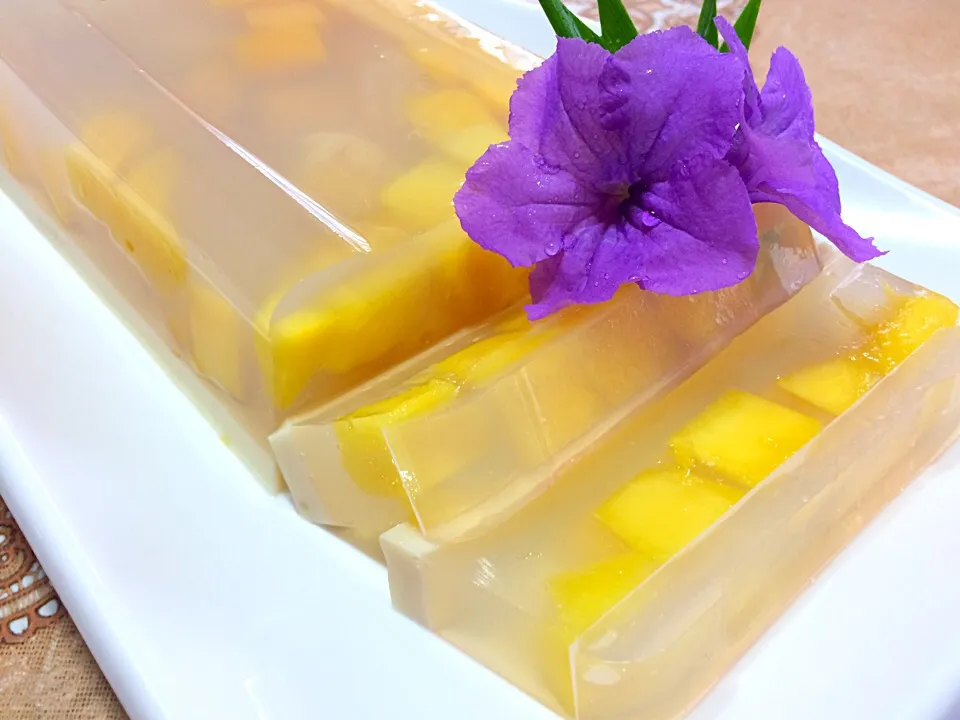 Mango fruit pudding 😋😋|myra morsedさん