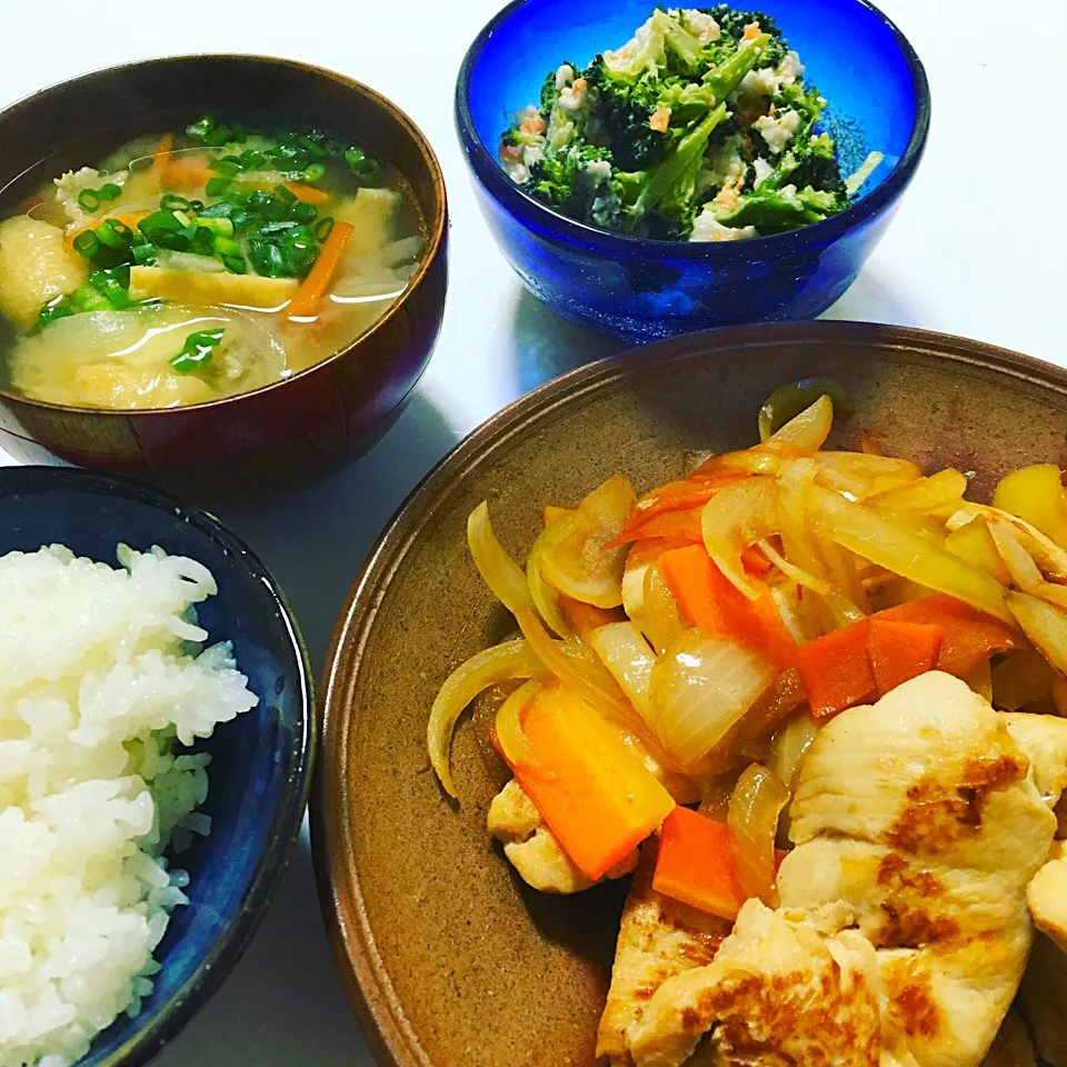 鶏肉のにんにくピリ辛炒め定食！|ゆずさん