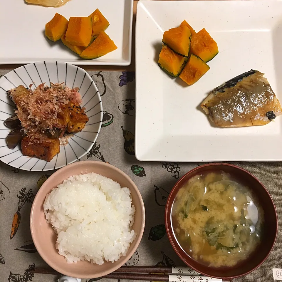 焼き鯖
かぼちゃの煮付け
厚揚げと茄子の甘辛炒め|はなおさん