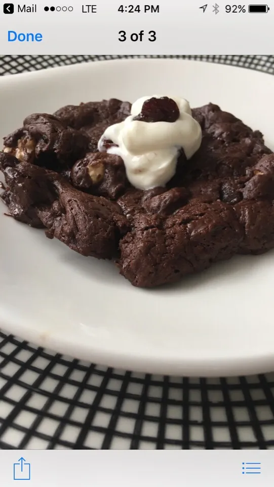 Triple Chocolate Cookie with Cherries and Walnut|Christine pavelkaさん