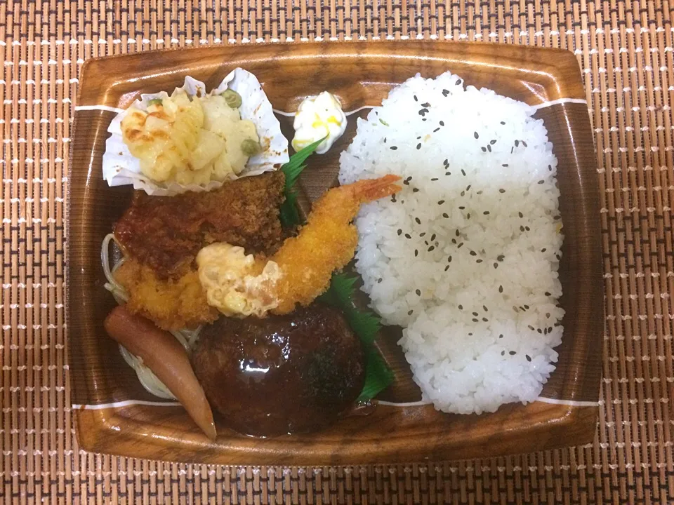 こだわり洋風ミックス弁当|ばーさんさん