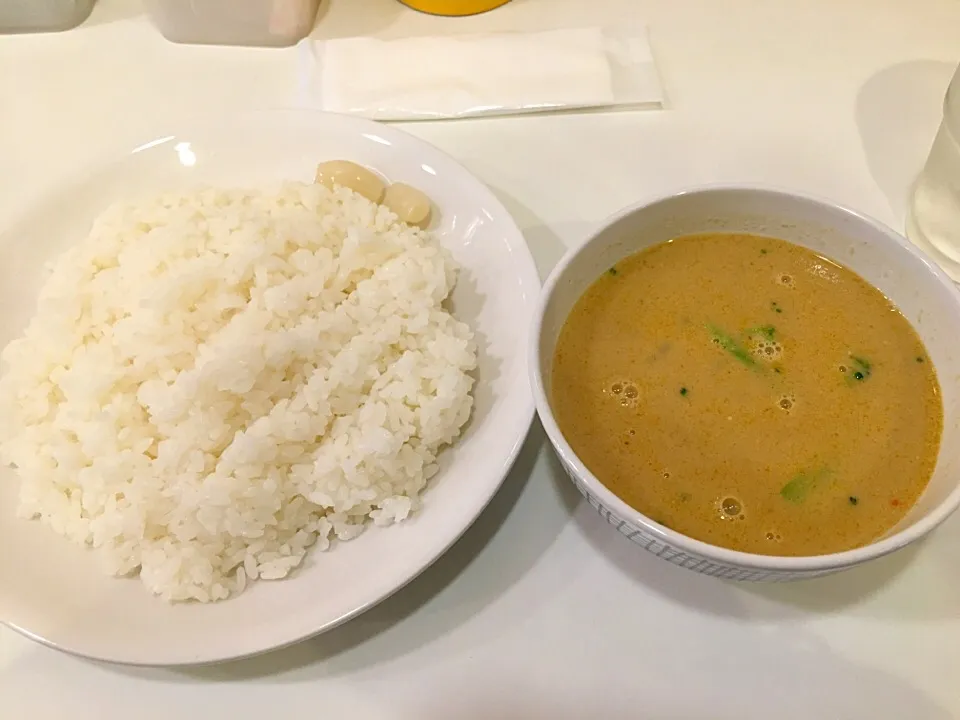 えびとブロッコリーのオリジナルタイカレー@KOSUGI CURRY#タイカレー|カリー仙人さん