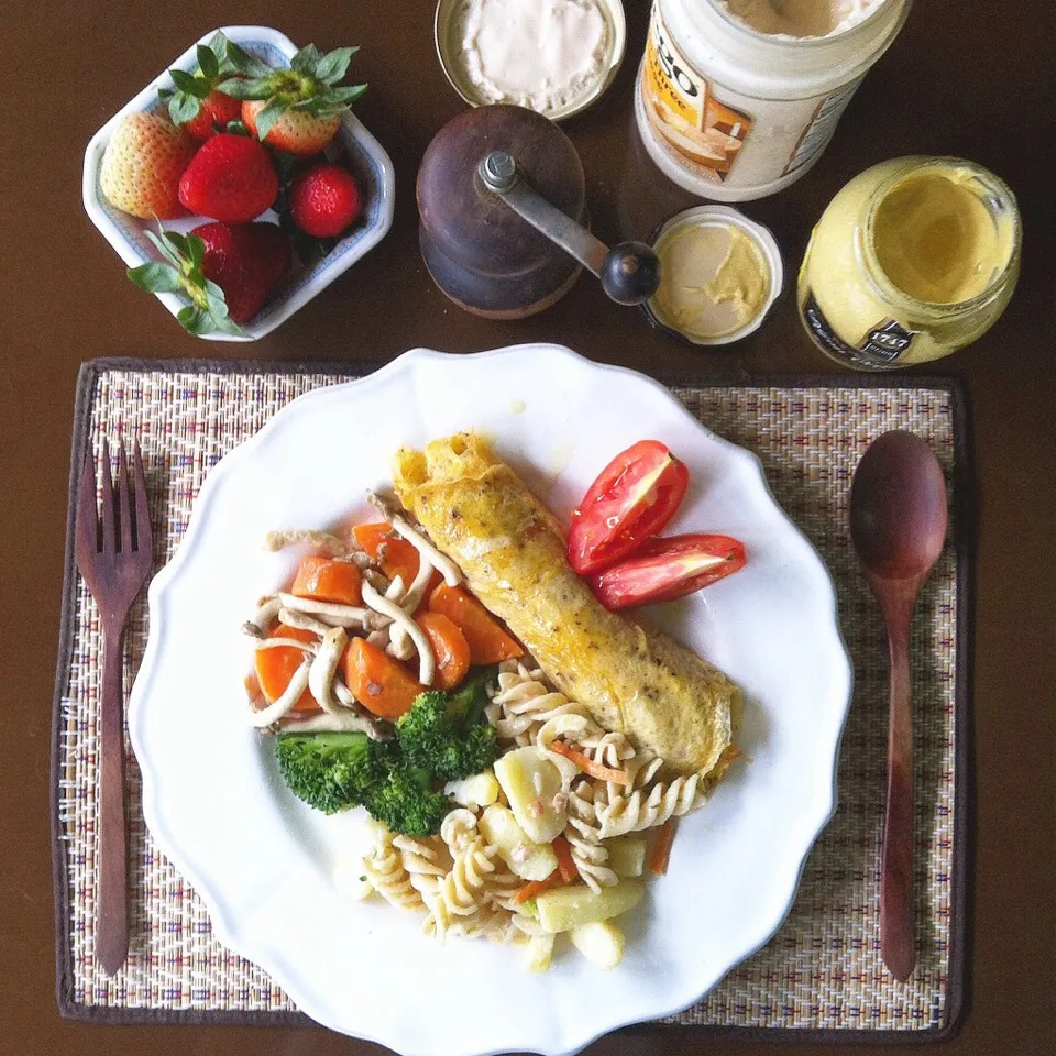 Sausage roll with potato salad and mushroom butter #eatinthai|Eat in Thaiさん