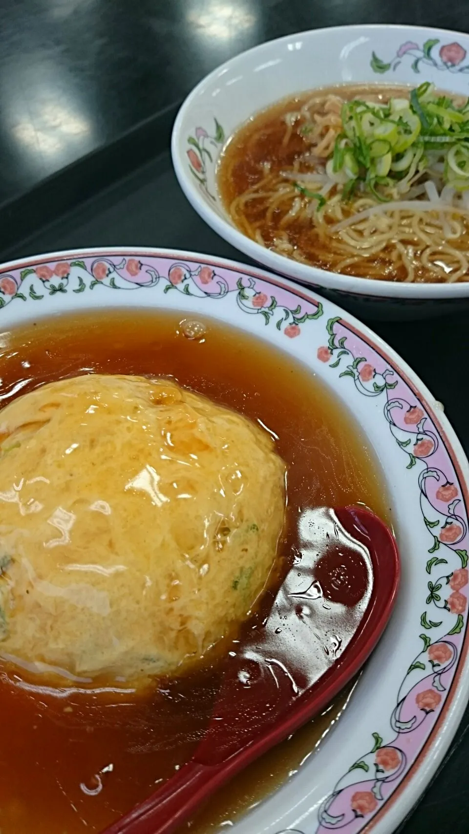 天津飯ともやしラーメン|nobさん