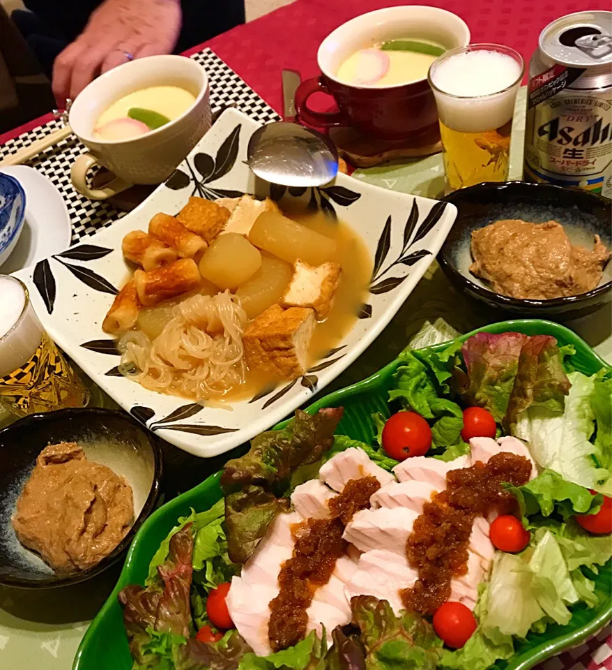 Snapdishの料理写真:茶碗蒸し&おでん&鶏ハム玉ねぎニンニクタレがけ #風邪引き #スタミナ料理|ちぃちゃんさん