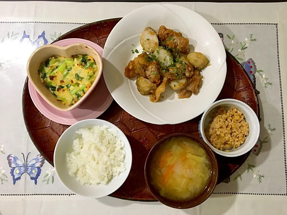 Snapdishの料理写真:新じゃがと鶏肉の炒め物のご飯|みよさん