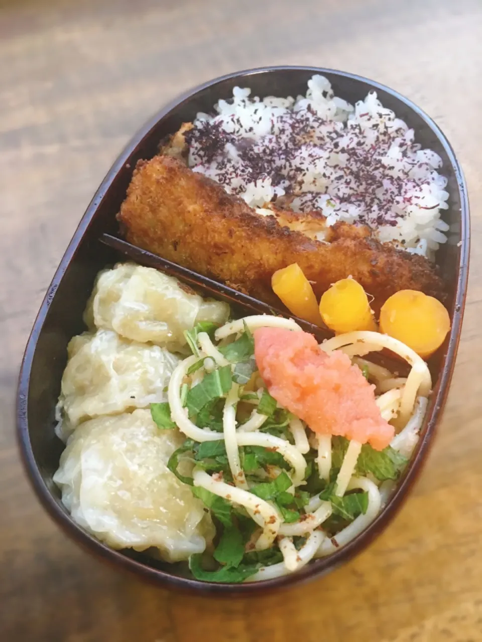 今日のお弁当
・タラフライ
・焼売
・たらこパスタ
・蒸し人参|akiさん