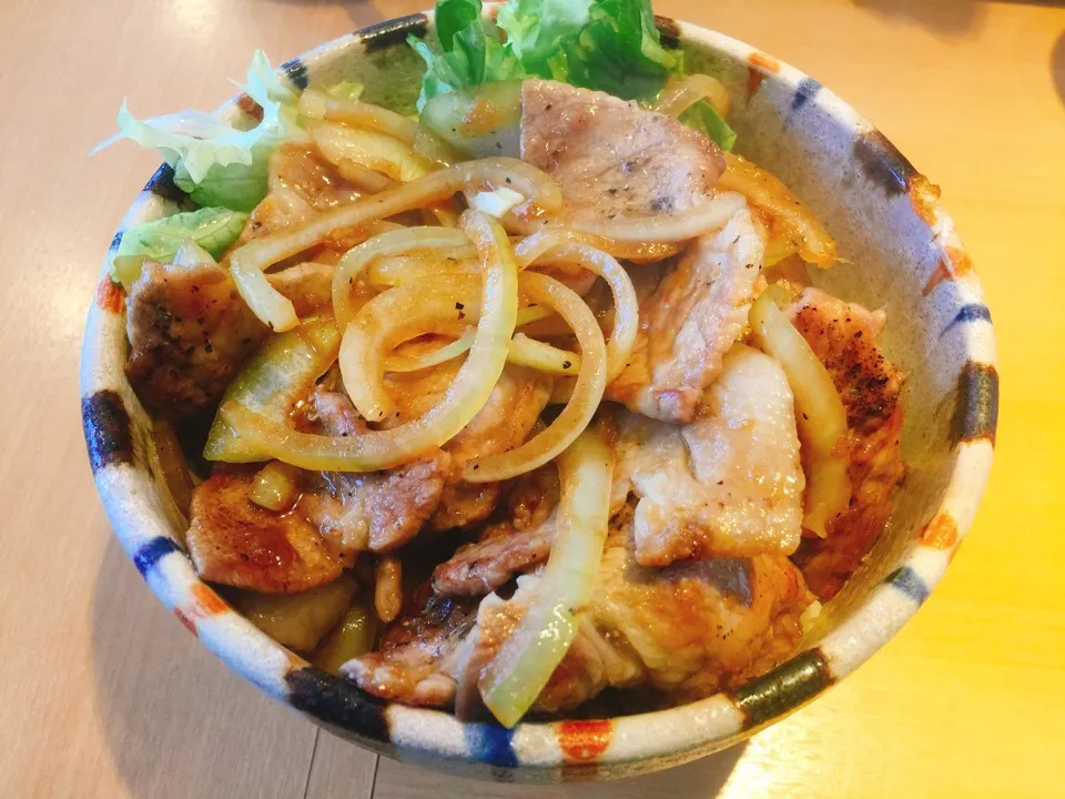 @群馬/国産豚の焼肉丼◎|THE SUNSEAさん