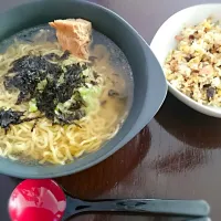 Snapdishの料理写真:角煮ラーメン|かっかーさん