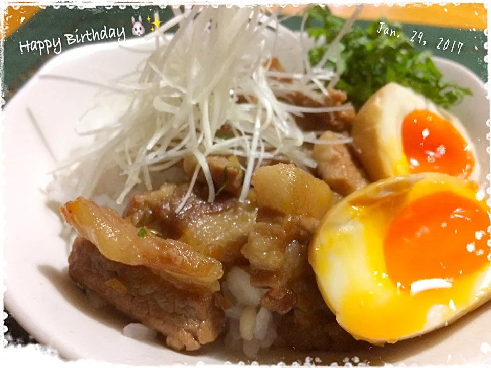 めぐぴょん🐰の料理 魯肉飯✨|みきおさん