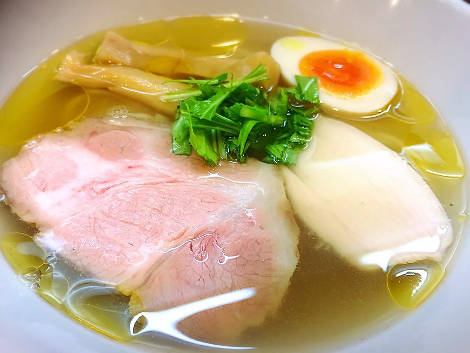 Snapdishの料理写真:幸跳さんで塩らぁ麺〜♡|いく❤️さん