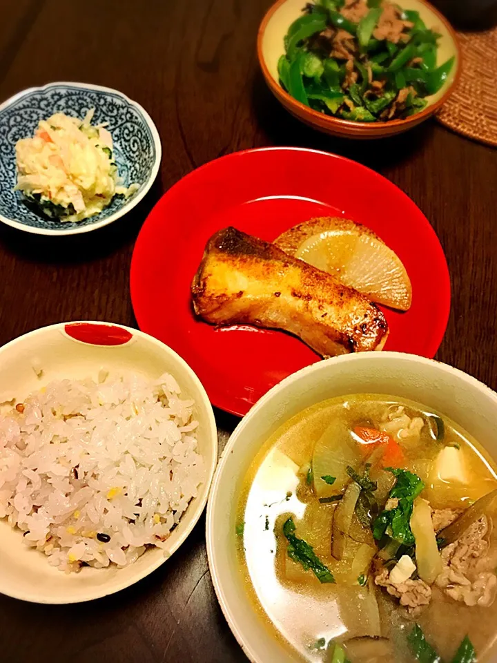 Snapdishの料理写真:お夕飯♫|江口亜梨子さん