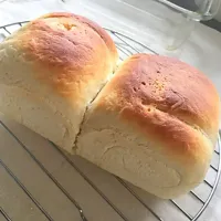 Snapdishの料理写真:米粉食パン🍞焼き上がり😃|Rieさん