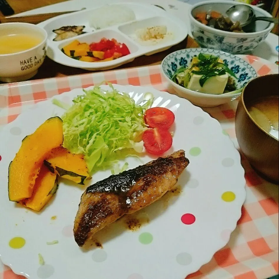 Snapdishの料理写真:鰤のバター醤油ムニエル|chocoさん