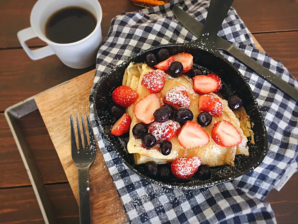 2種のベリーのクレープ🍓🍇🍴|welcomeizumiさん