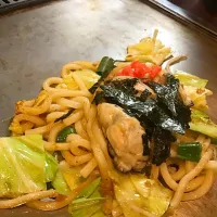 Snapdishの料理写真:牡蠣の焼うどん|kanakoさん