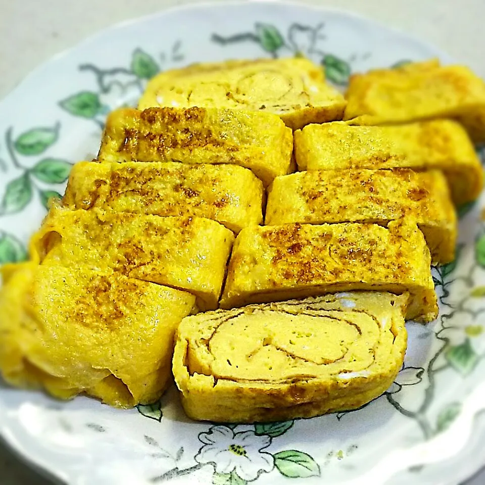 たかたか亭特製の玉子焼きを忘れちゃダメです…d(^-^)|たかたかさん