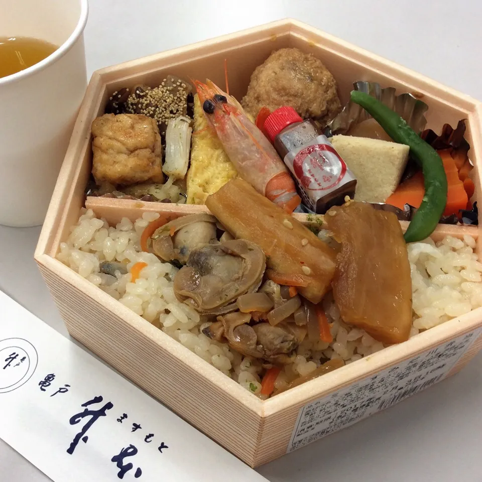 Snapdishの料理写真:亀戸 升本のお弁当 すみだ川 2017.2.3|キラ姫さん