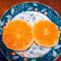 Snapdishの料理写真:まるごとみかん大福💓🍊|みるくさん