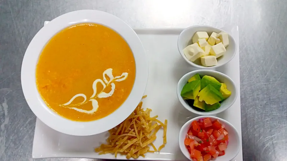 Sopa de tortilla|Jose Gutierrez Delgadoさん