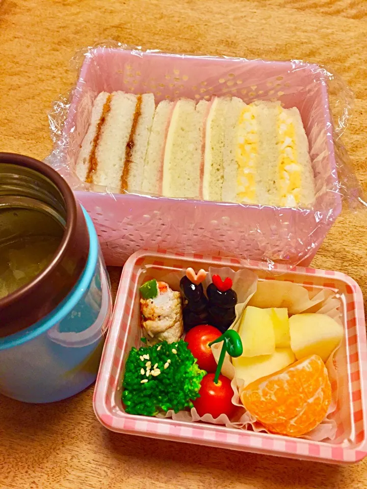 桜咲くよサンドイッチ弁当|Sakikoさん