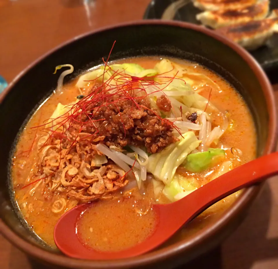 Snapdishの料理写真:麺場 田所商店 北海道味噌 辛味噌野菜ラーメン|Hiro Yanさん