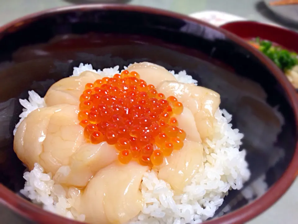 ホタテ丼！！|フジハラさん