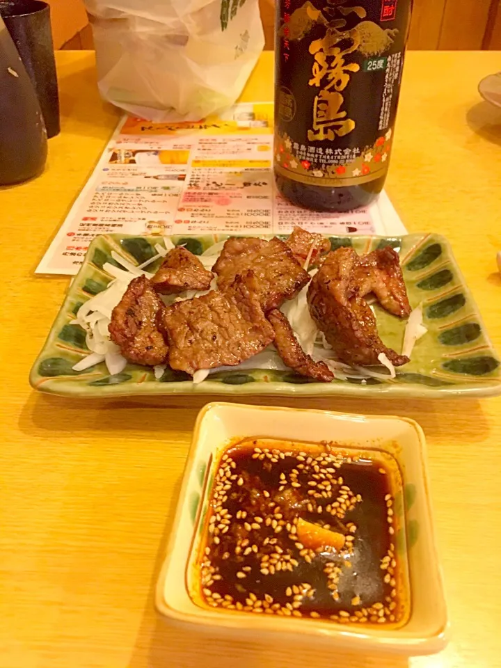 立春過ぎての外飲みを黒霧の湯割りでカルビ焼き|Tarou  Masayukiさん