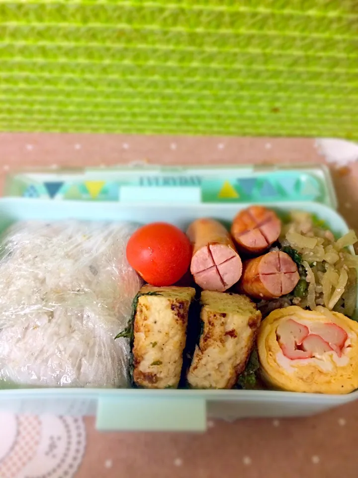 今週のお弁当🌸豆腐ハンバーグ・切り干し大根|Katyさん