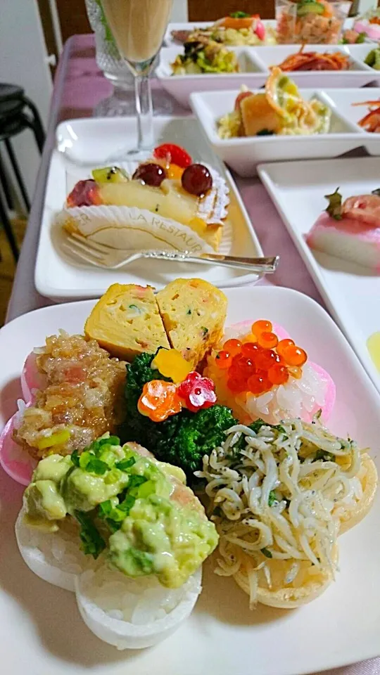 自宅でおもてなし料理② 🌸寿司|ロコタンさん