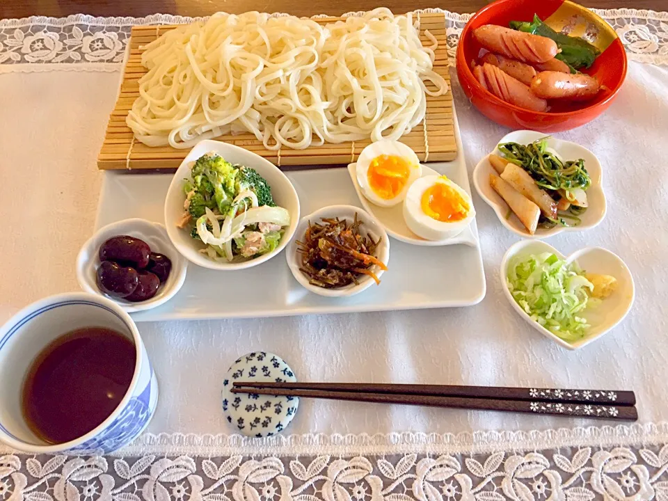 お昼ご飯
稲庭うどん(*^_^*)|もなかさん