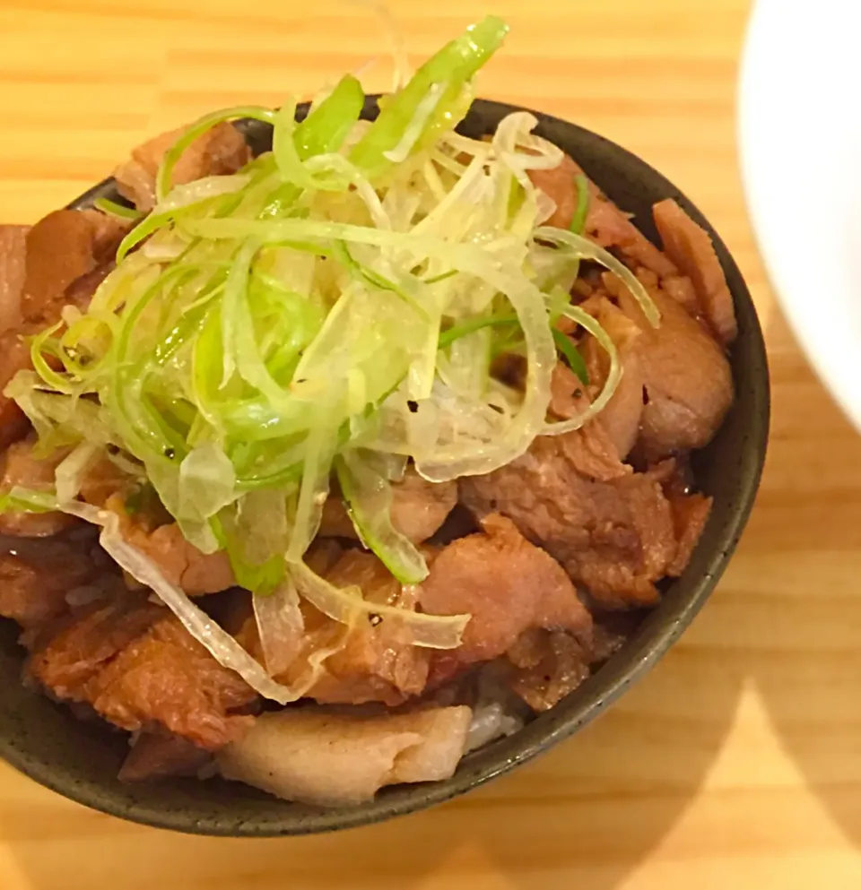 Snapdishの料理写真:ミニ焼豚丼|toshi,I🍴さん