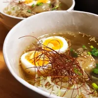 Snapdishの料理写真:テールの旨みがあふるる牛テール春雨ラーメン(*´∀`*)|杏珠（あんじゅ）さん