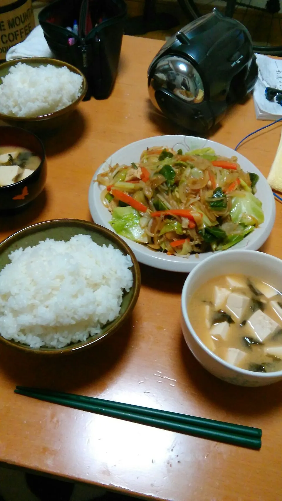 ご飯
野菜炒め
味噌汁|ざきさん