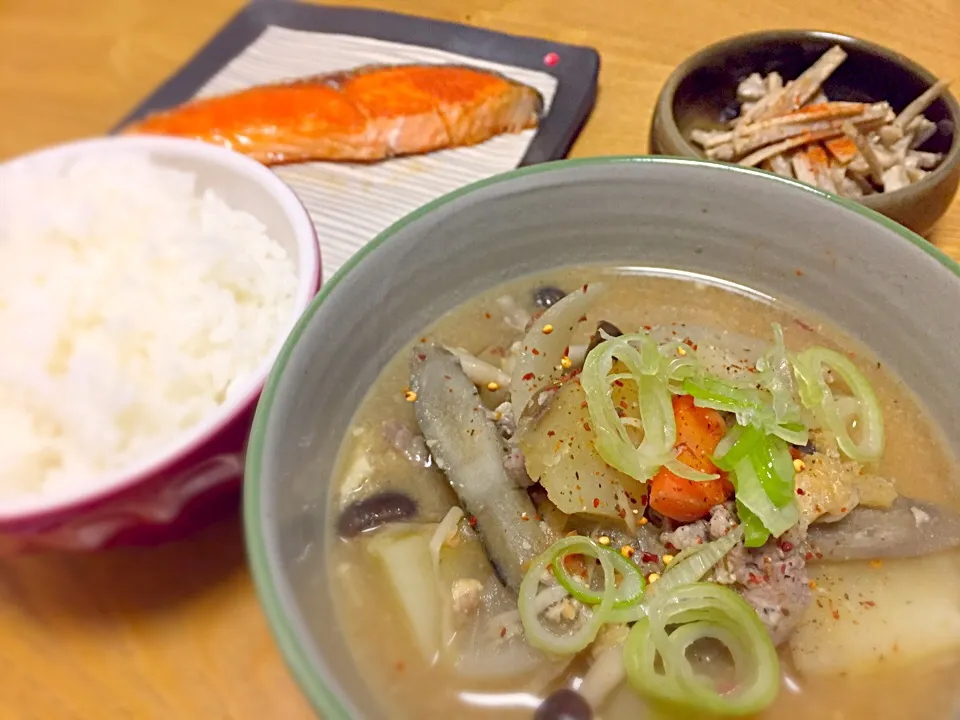 本日は豚汁ー♪|あやさん