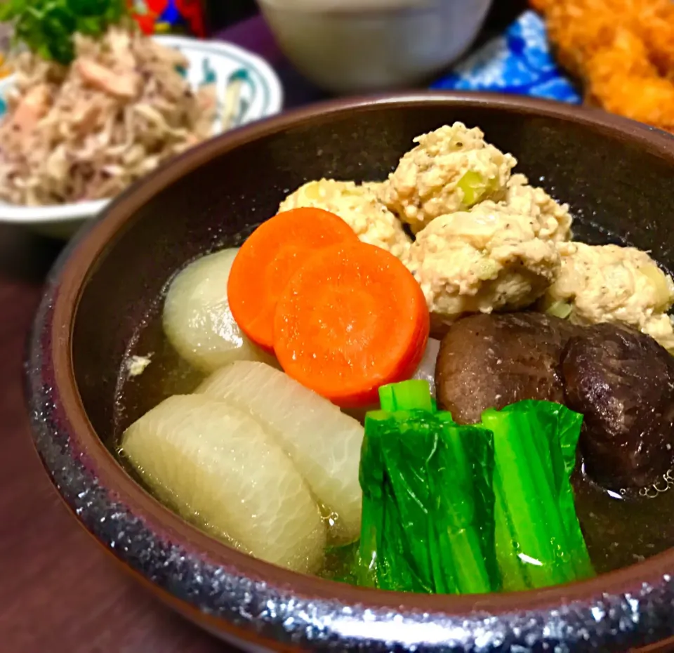 おちゃわんさんの黒胡椒つくねと大根煮|砂雪さん