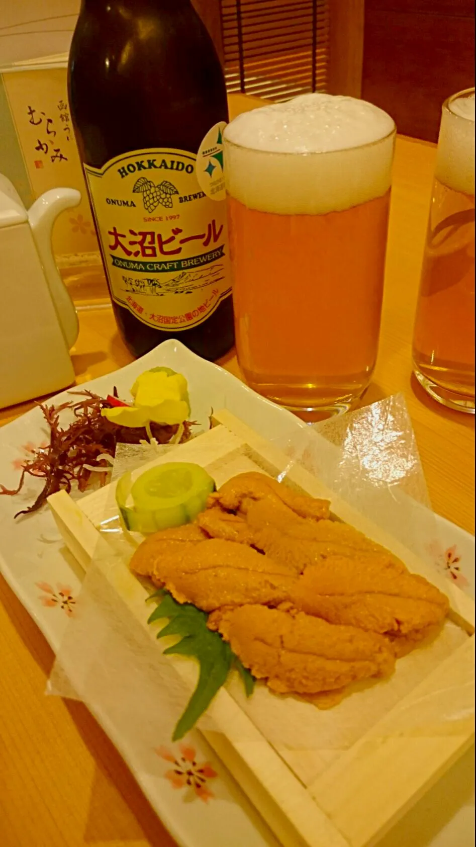 函館朝市ウニ刺し❗👍大沼ビ―ル🍺😋|ナムナムさん