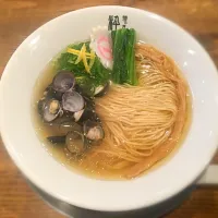 Snapdishの料理写真:シジミの琥珀らぁ麺|麺's食堂粋蓮さん