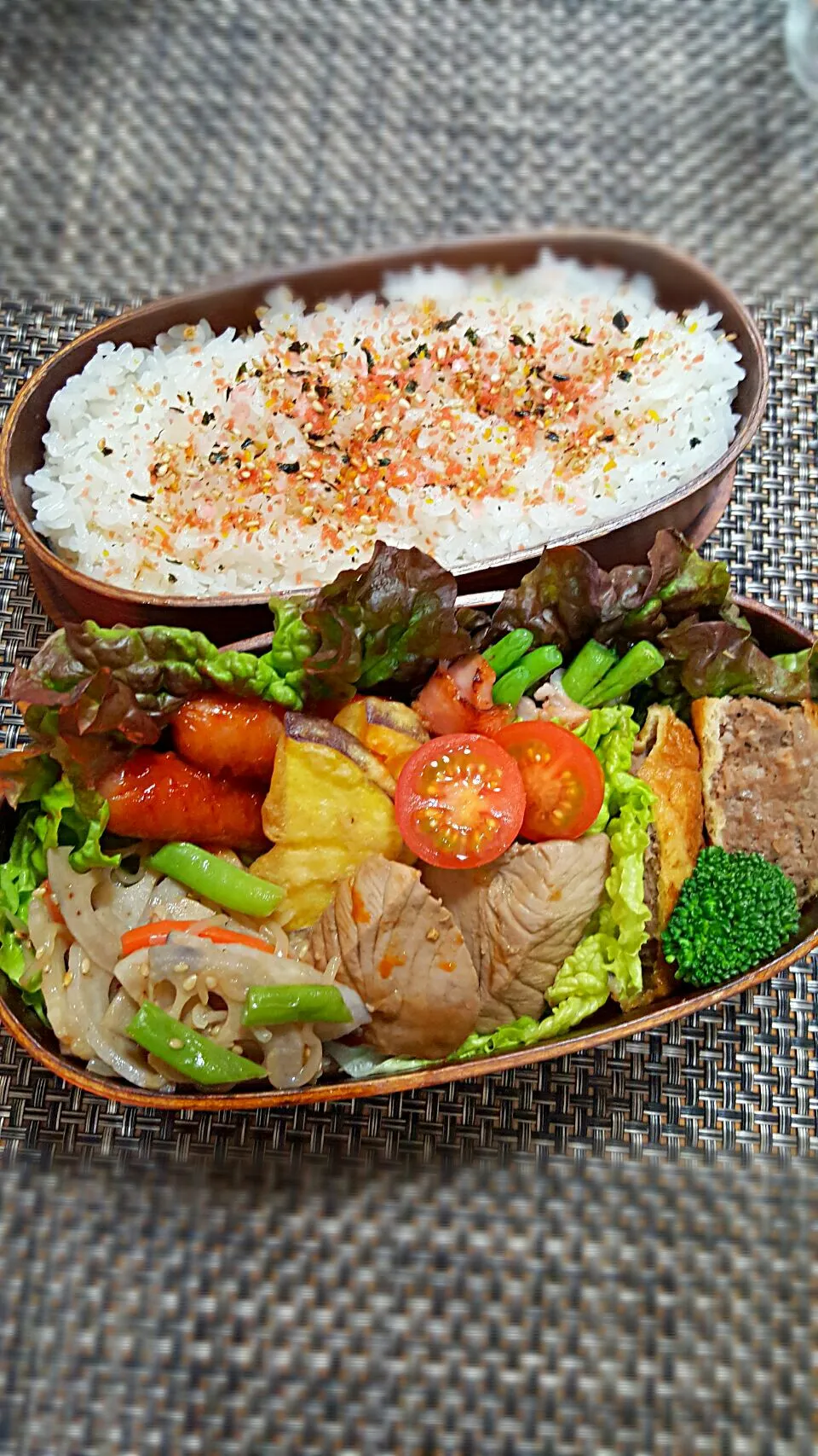 今日のお弁当🎵　変わりメンチだよー
　　　メンチじゃないなぁー😅😅😅|クッキングオヤジさん