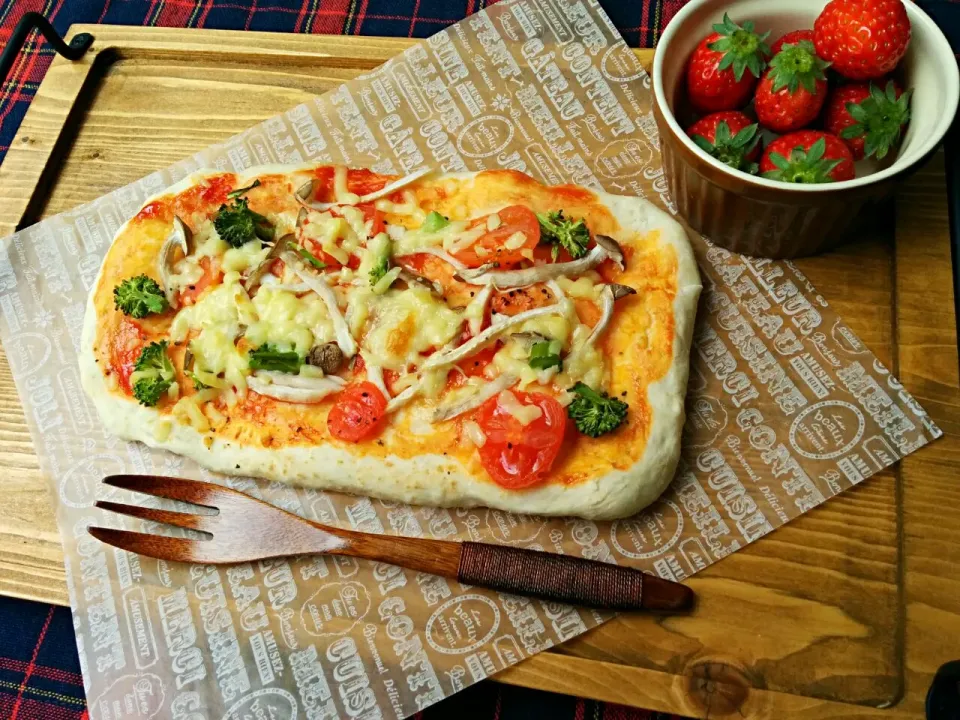 Snapdishの料理写真:桜央里さんのお料理*
～発酵なしお手軽pizza(*´▽｀*)～|ことり*さん