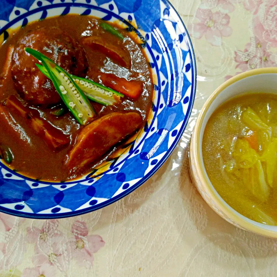 煮込みハンバーグ😍白菜のスープ|たえさん