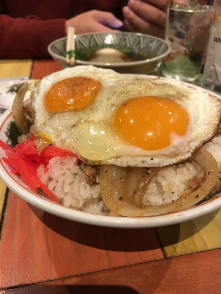 Snapdishの料理写真:焼肉丼エッグ|hiroさん