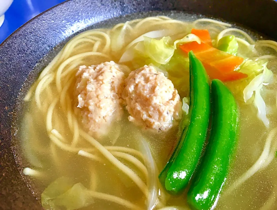 昼ごはん  つくね入り塩ラーメンsp|ぽんたさん