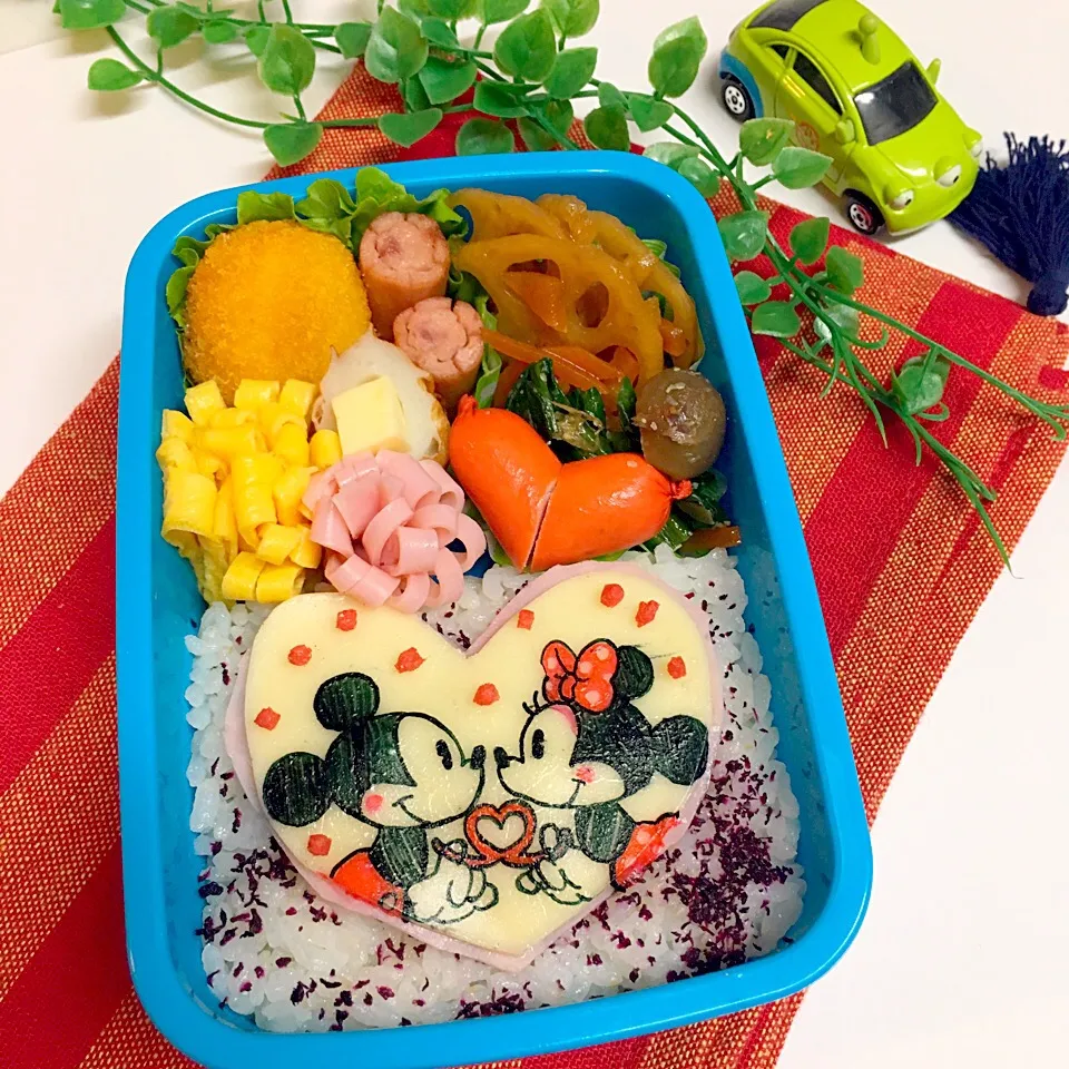 ミッキー&ミニーのハート弁当♡|ひぃちゃんさん